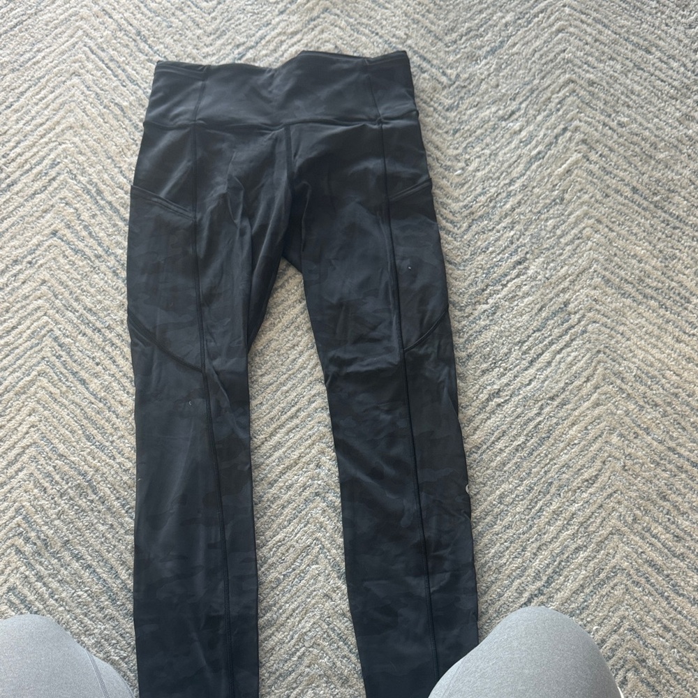 Lululemon wonder train leggings